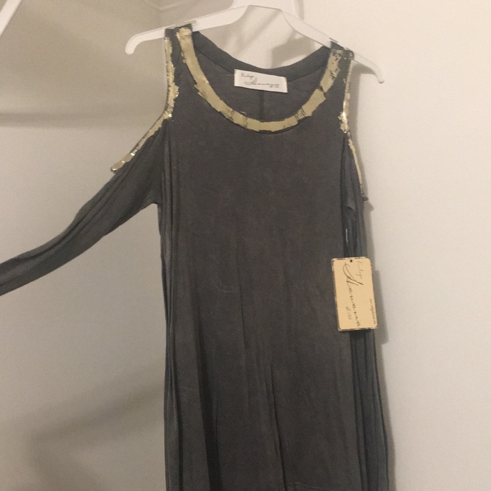 Vintage Havana Cold Shoulder Top Gray Gold New